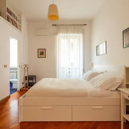 Esquilino Lightsome Lägenhet Rom